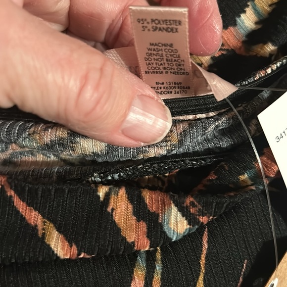 Willow and Root top new with tags - Picture 6 of 7